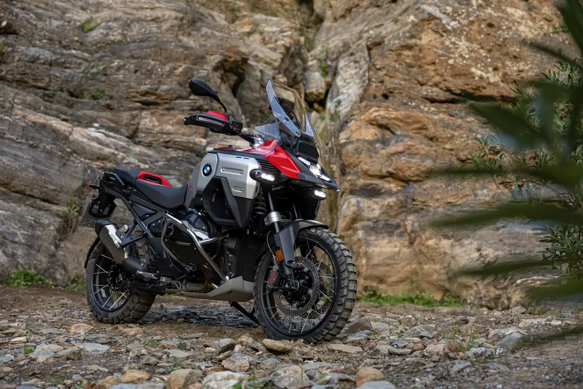 best motorcycles with automatic transmission that are begineer friendly