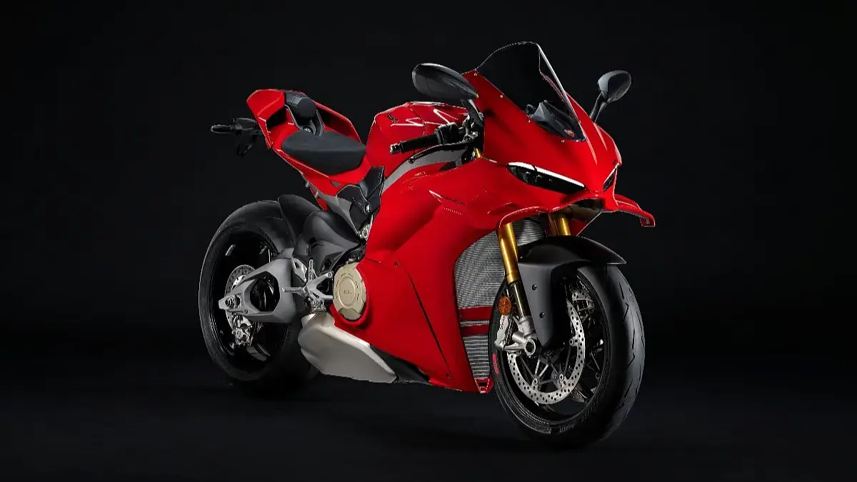2025 Ducati Panigale V4 S