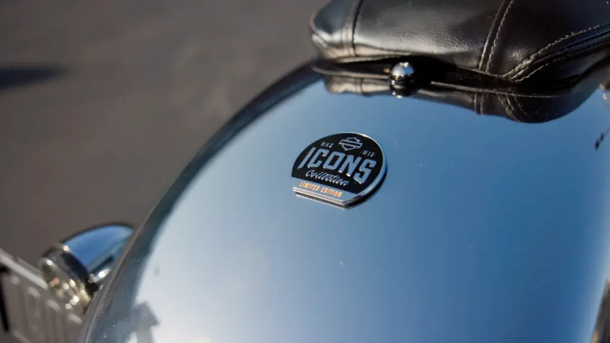 2025 harley davidson fat boy gray ghost badge