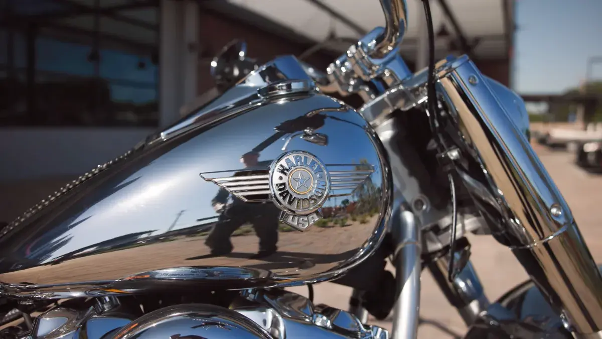 2025 harley davidson fat boy gray ghost tank