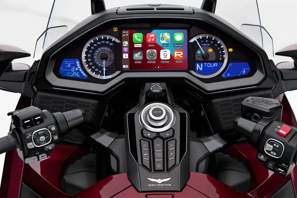 2025 Honda Gold Wing Instrument Console