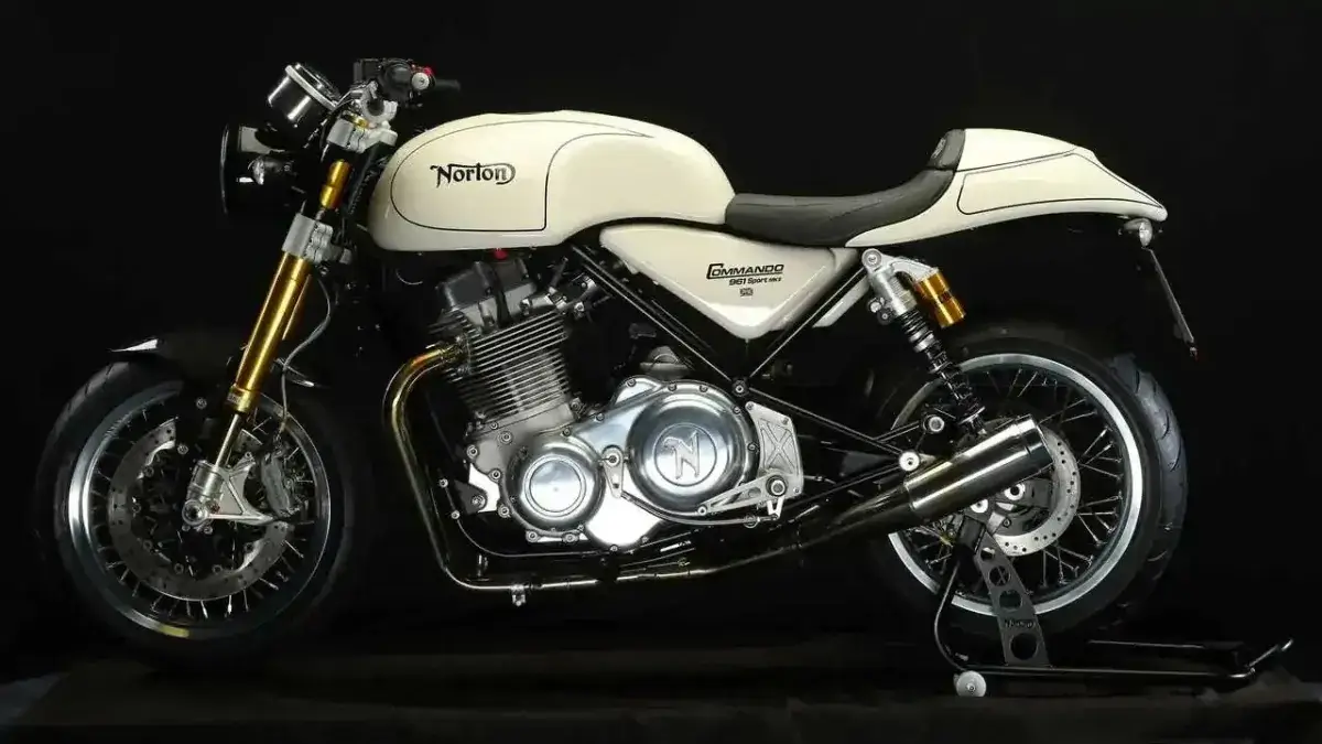 Norton Commando 961