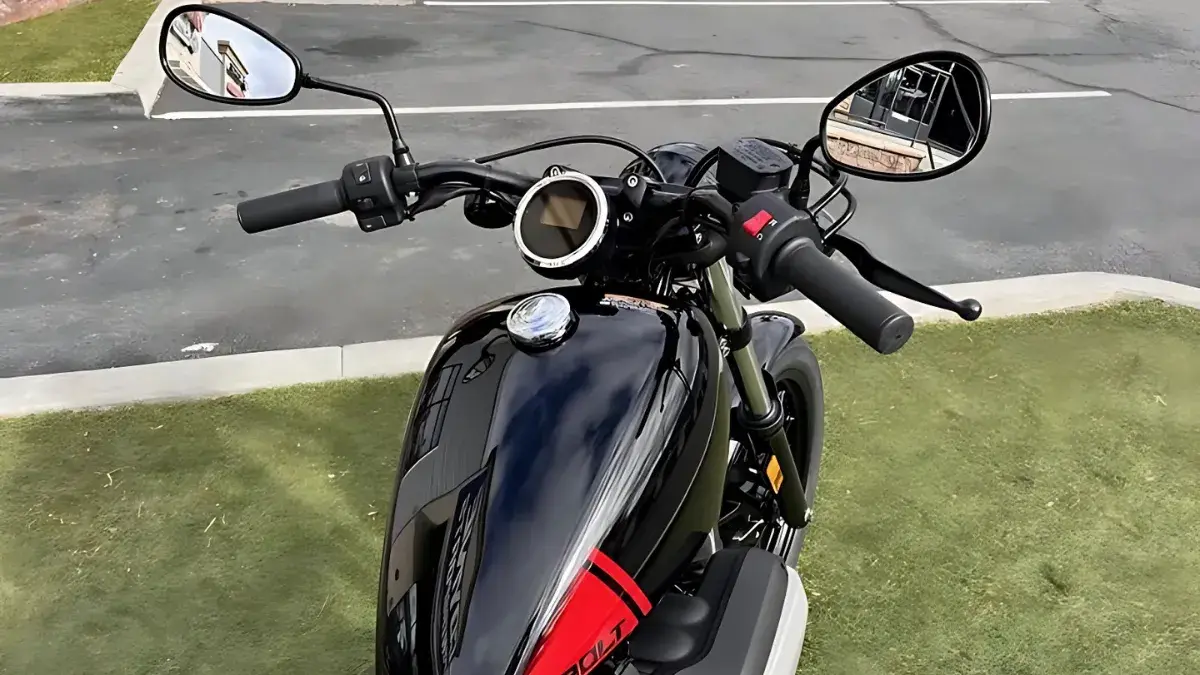 Yamaha Bolt R-Spec Instrument cluster