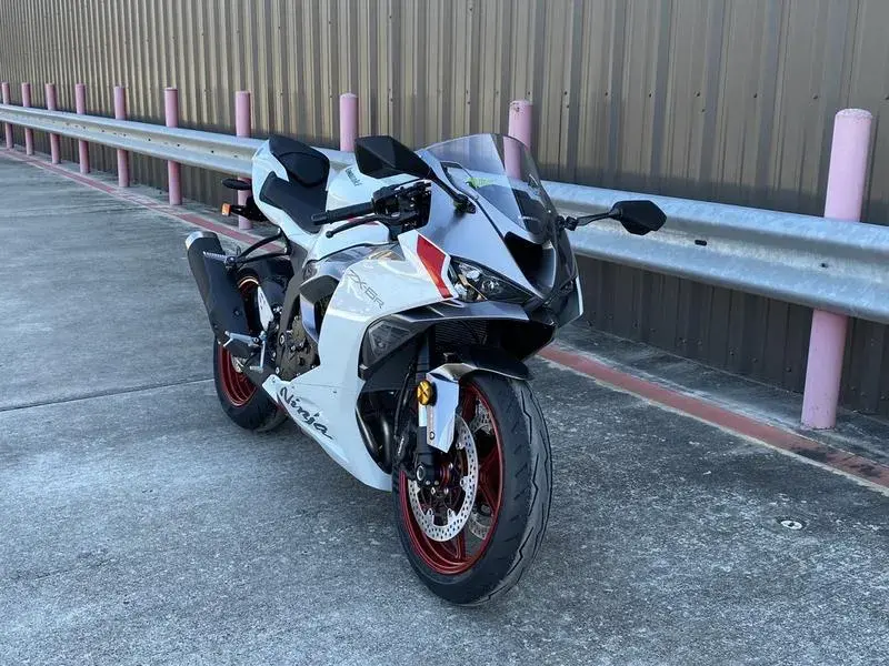 2025 Kawasaki Ninja ZX-6R