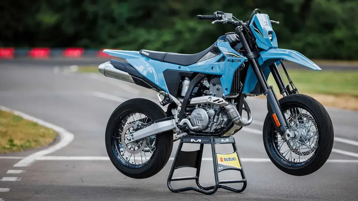 2025 suzuki DRZ4-SM