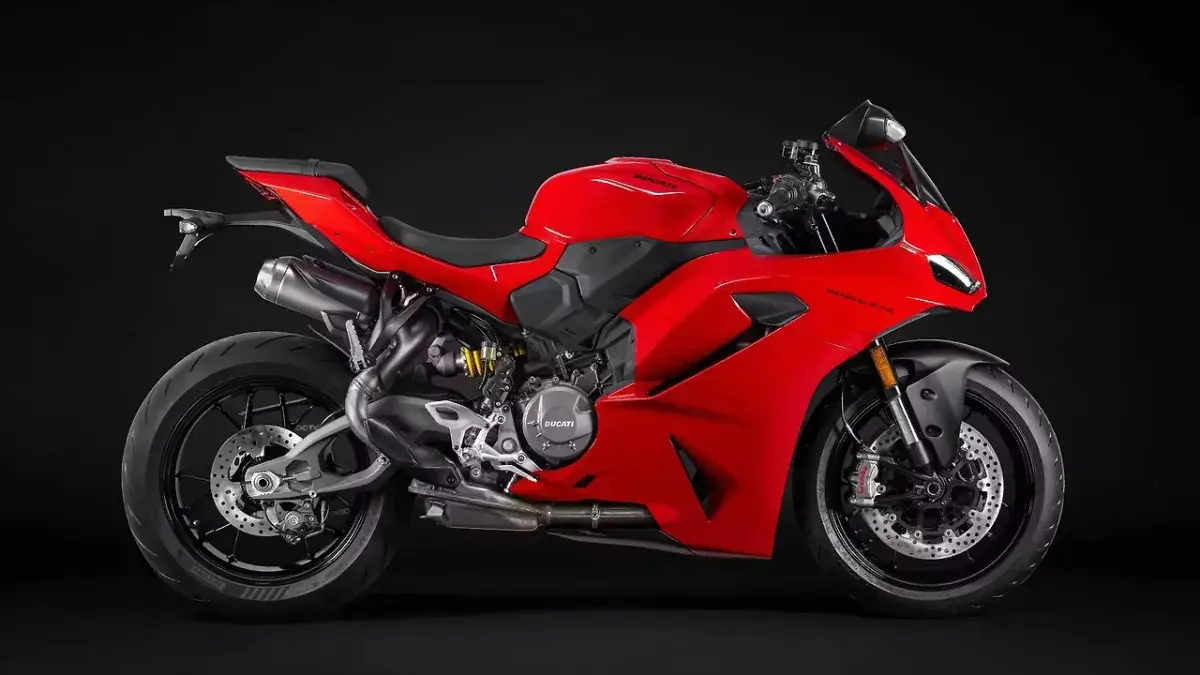 Ducati Panigale V2 superbike downgraded from 955cc to 890cc