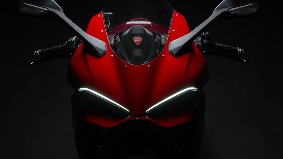 2025 Ducati Panigale V2