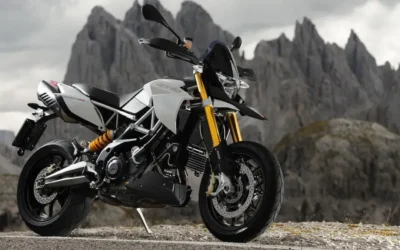 Was the Aprilia Dorsoduro 1200 the Ultimate Maximotard?