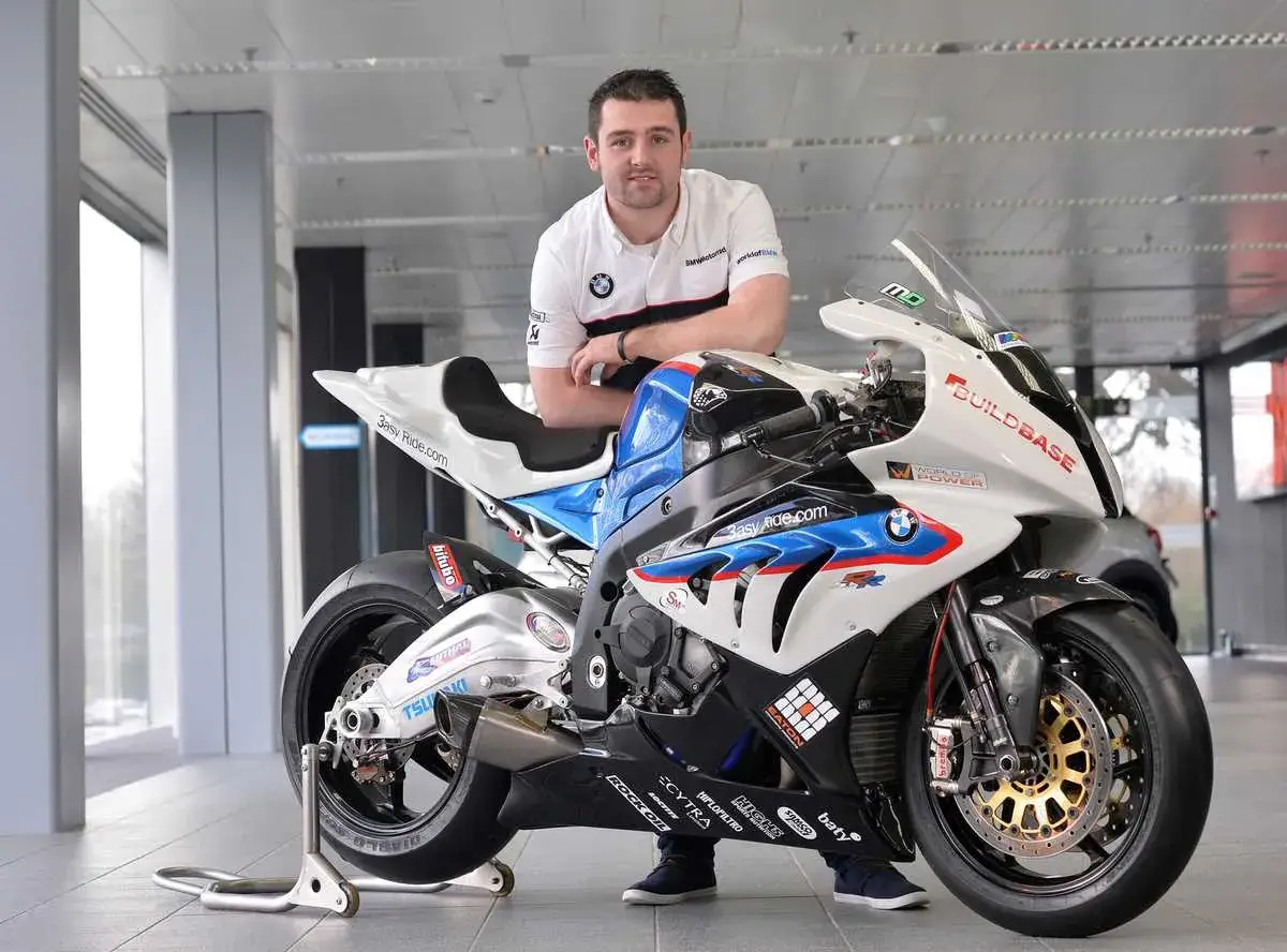 Michael Dunlop BMW S1000RR (2014)