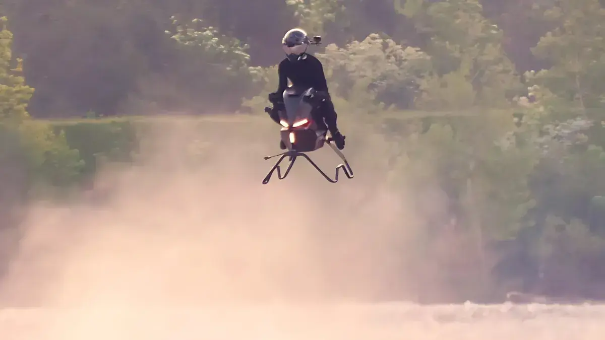 Volonaut Flying Motorcycle Top speed 124 mph