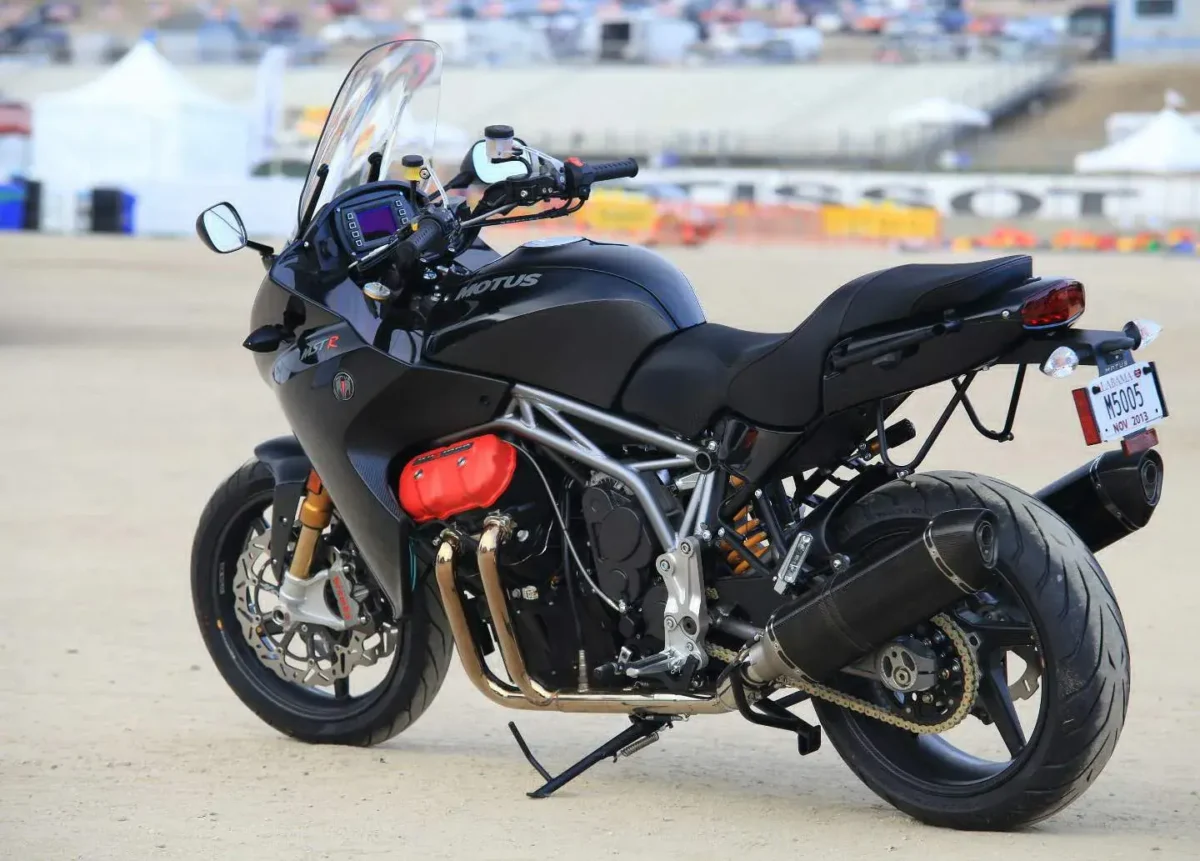 motus MSTR motorcycle 2018