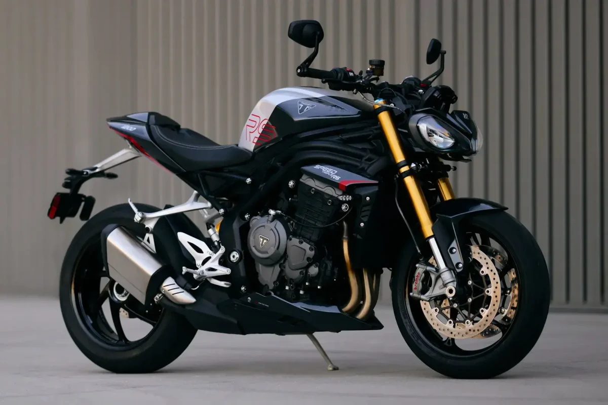 2025 Triumph Street Triple RS