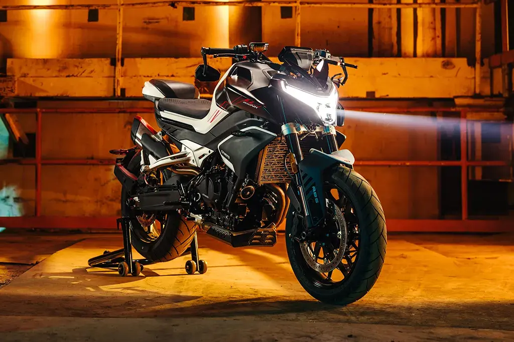 2025 cf moto 800 nk