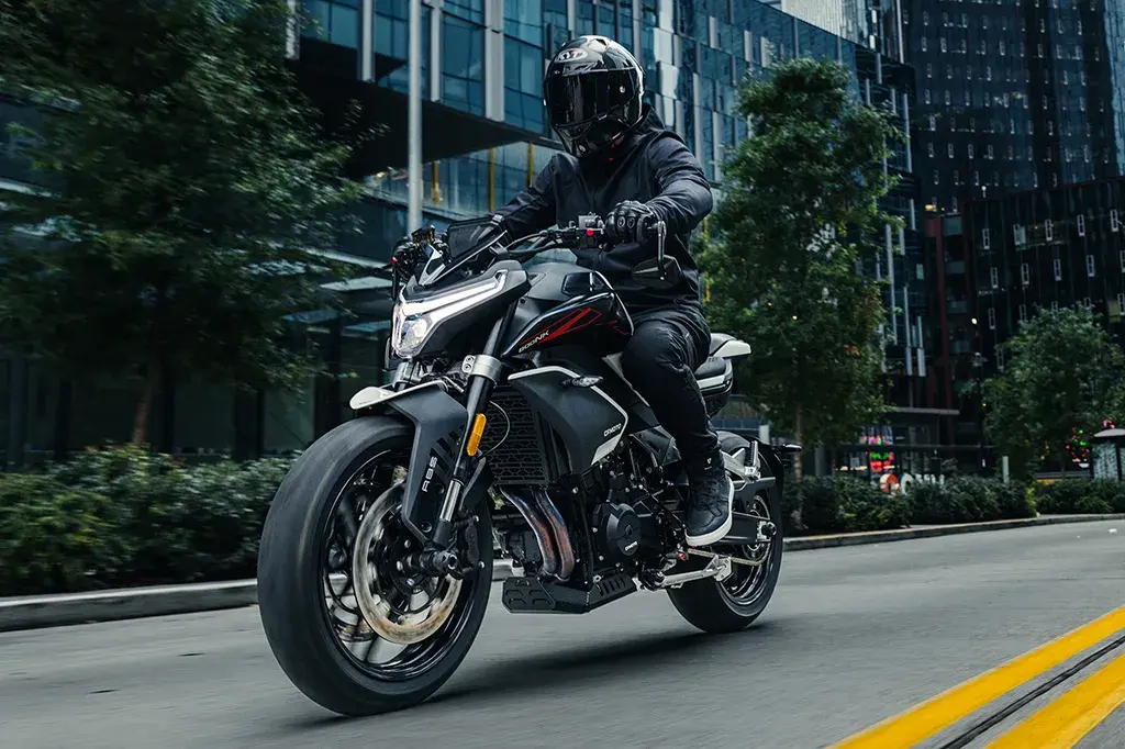 2025 cf moto 800nk