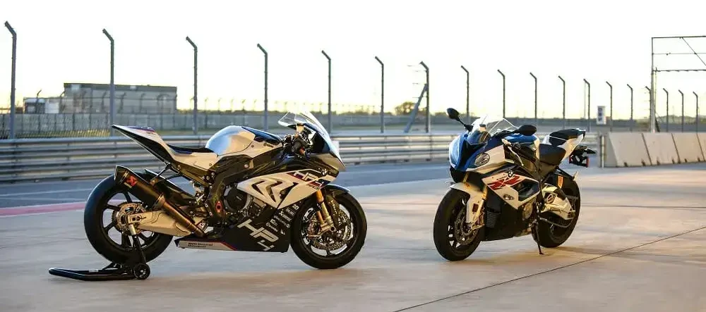 BMW S1000RR and HP4