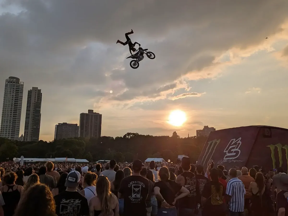 Freestyle motocross
