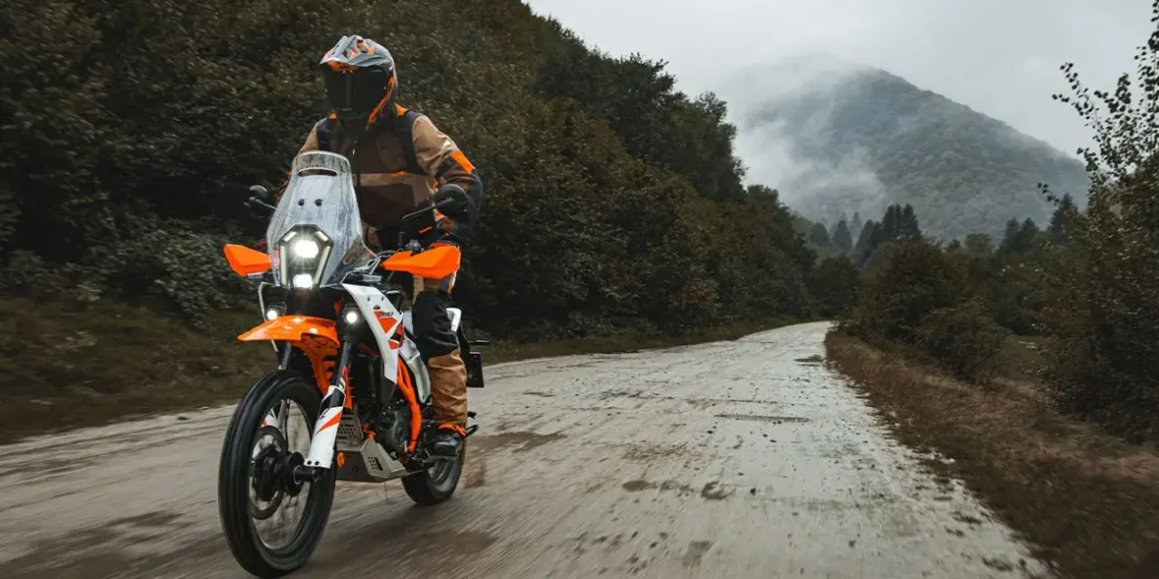 Riders Test KTM Adventure 390 X vs Adventure 390—Results?