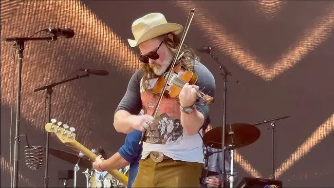 Turnpike Troubadours 
