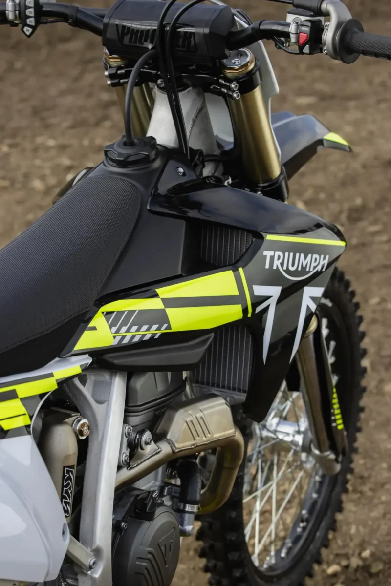 triumph dirt bike tf 250-x