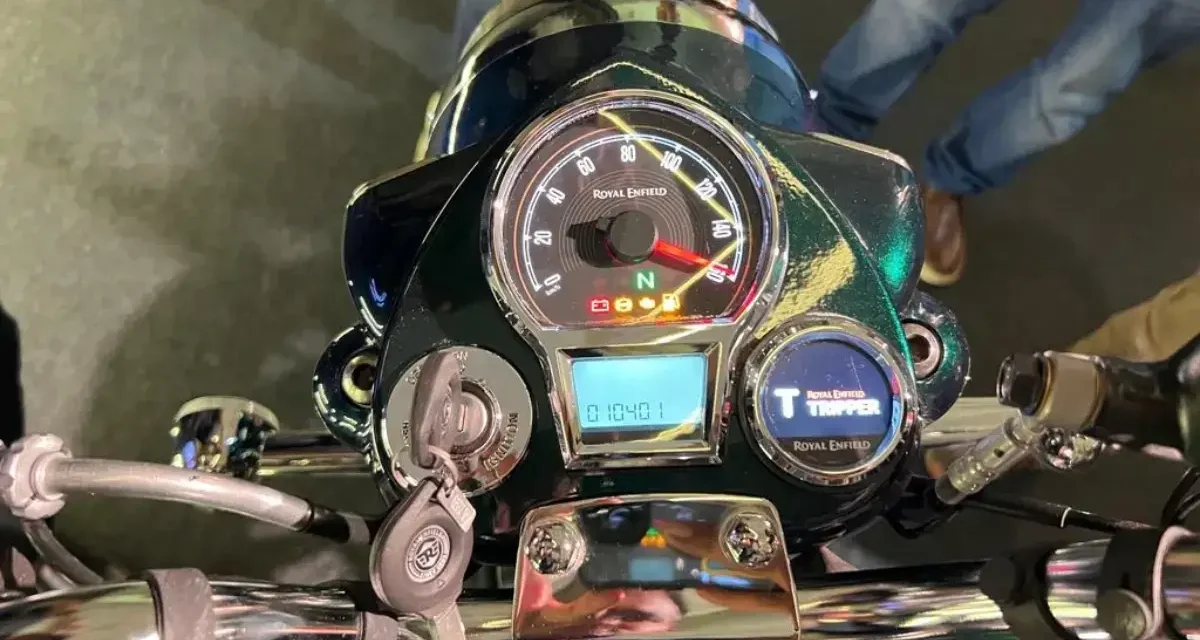 2025 Royal Enfield Classic 350 Gets New Tech, Lower Cost