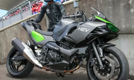 I Rode a Hybrid Motorcycle for the First Time—Mind Blown
