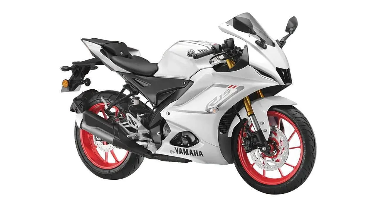 yamaha r15 v4 bikes with quick shifter under 2 lakh