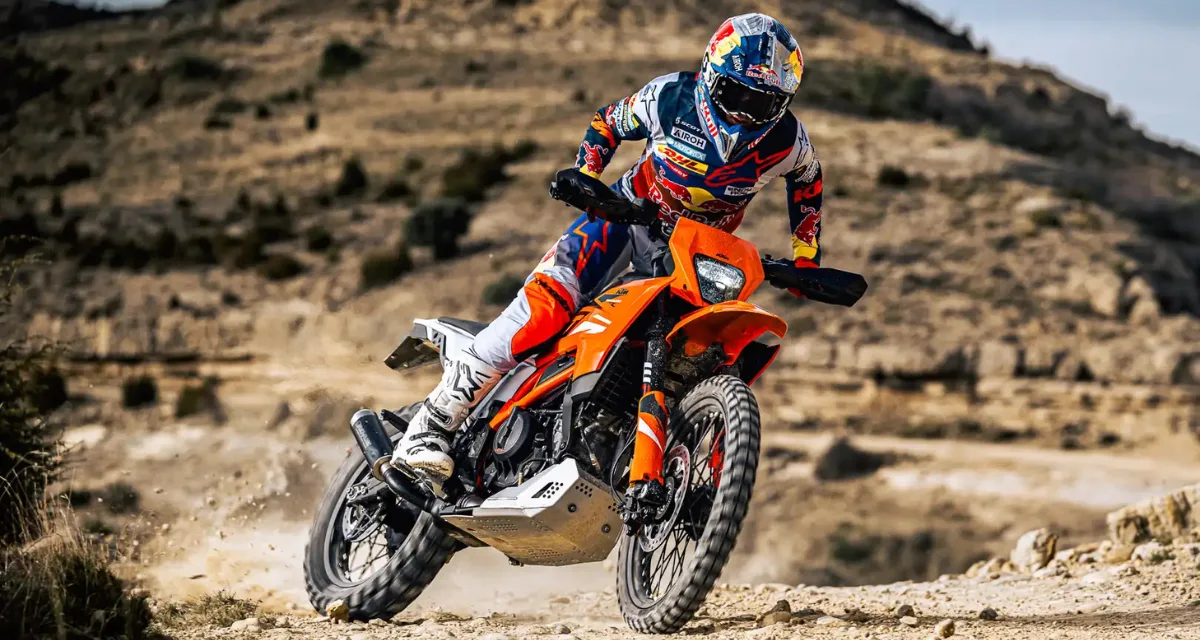 3 Potential Red Flags Found in the 2025 KTM 390 Enduro R 2025 KTM 390 Enduro R