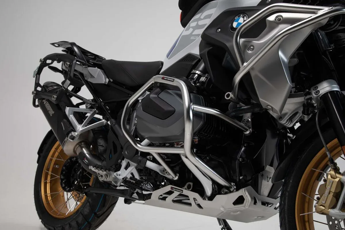 Motorcycle Crash Bars or Frame Sliders I The Difference Motorcycle Crash Bars