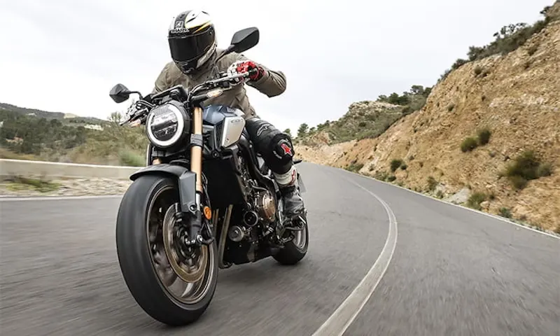 Why Do Motorcycles Still Use Manual Transmissions? Motorcycles with Manual Transmissions